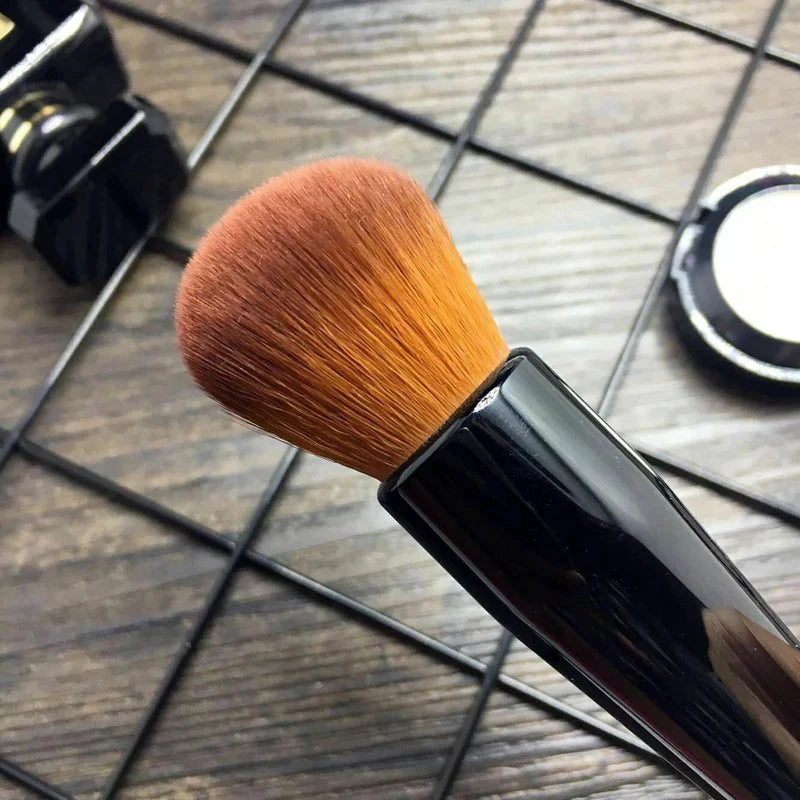 Bobbi Brown - Makeup Brush