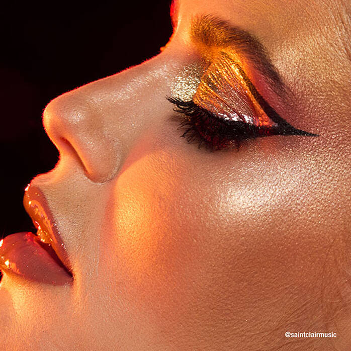 NYX - Love Lust Disco Highlight Palette
